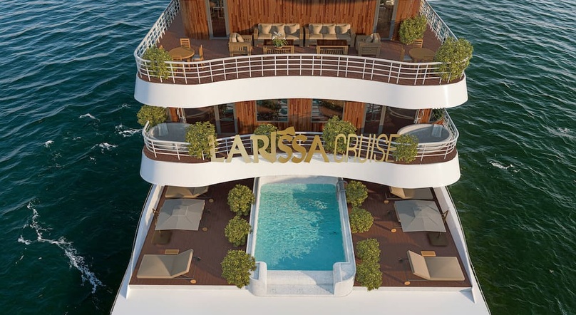 Larissa Cruise
