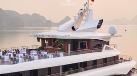 Luxury Duo: Grand Hotel Du Lac Hanoi + Calista Cruise