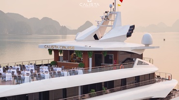 Luxury Duo: Grand Hotel Du Lac Hanoi + Calista Cruise
