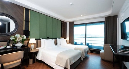 Executive Balcony Suite