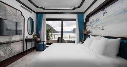 Premier Suite (2nd deck)