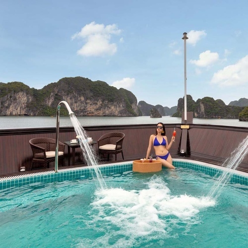 Big outdoor pool on Genesis Cruise