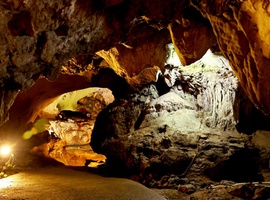 Trung Trang Cave