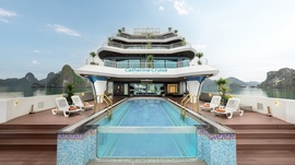 Best of Luxury: Oriental Jade Hotel + Catherine Cruise