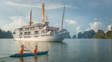 Luxury Duo: Sofitel Legend Metropole + Paradise Cruise
