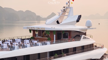 Luxury Duo: Grand Hotel Du Lac Hanoi + Calista Cruise