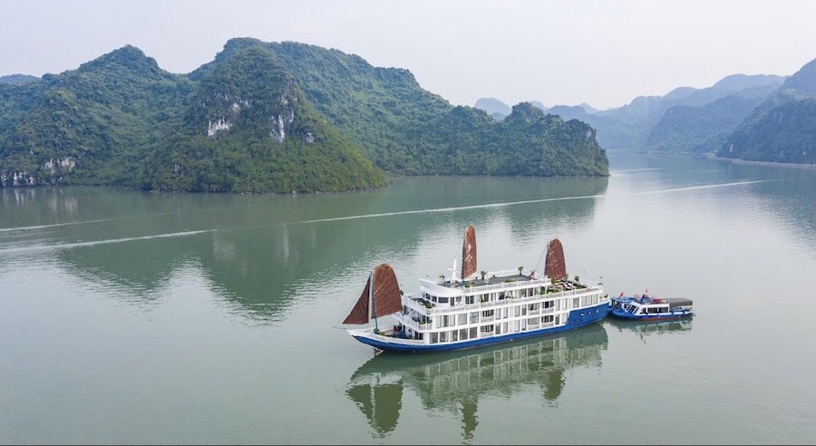 Le Journey Luxury Cruise in Lan Ha Bay