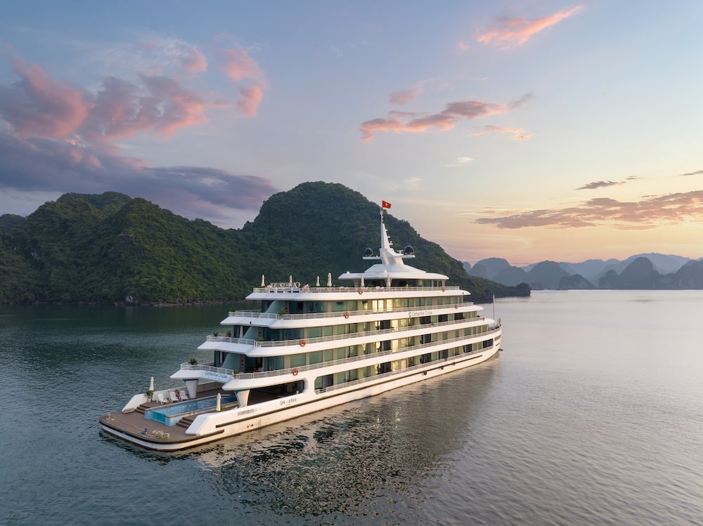 Catherine Cruise in Halong Bay